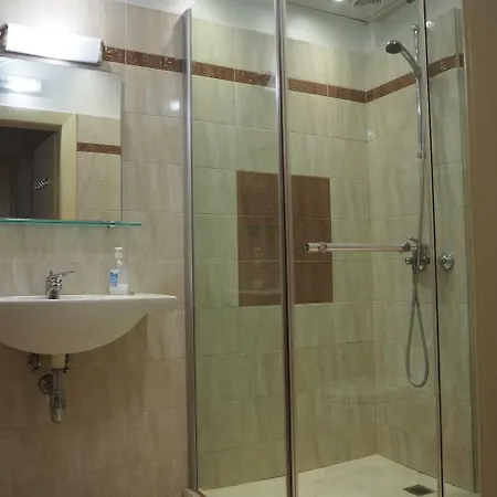 Yoana Apartment *