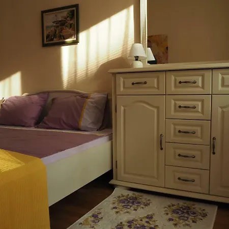 Yoana Apartman